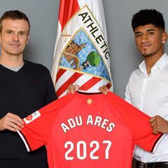 Adu Ares renueva hasta 2027