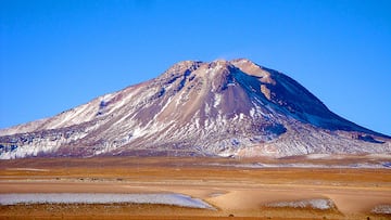 Estos son los dos volcanes que se encuentran en alerta amarilla en Chile: dónde se encuentran y qué riesgo significa para la población