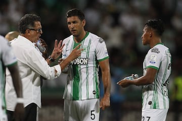 Hace un año, en el mes de junio, el entrenador pereirano volvía a Medellín después de un paso por la selección de Paraguay. Hace unas semanas renovó su contrato.