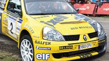 ARMA EFICAZ. El Renault Clio que ha utilizado Alberto Hevia ha demostrado su competitividad a lo largo de una campaña culminada con el título.