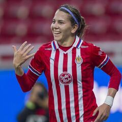 Alicia Cervantes, la mujer que hace goles por amor a Chivas