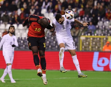 Lukaku fue imparable en el juego aéreo.
