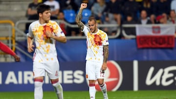 Spain&#039;s forward Sandro Ramirez celebrate after scoring  during the UEFA U-21 European Championship Group B football match Portugal v Spain on June 20, 2017 in Gdynia, Poland. / AFP PHOTO / Maciej GILLERT