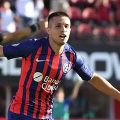 El aguante defensivo del Ciclón superó las pocas ideas de Vélez