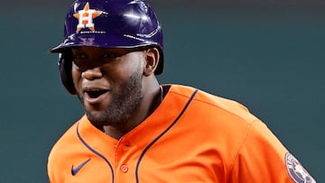 ARLINGTON, TEXAS - OCTOBER 18: Yordan Alvarez #44 of the Houston Astros celebrates after hitting a two run RBI single against Will Smith #51 of the Texas Rangers during the seventh inning in Game Three of the American League Championship Series at Globe Life Field on October 18, 2023 in Arlington, Texas.   Carmen Mandato/Getty Images/AFP (Photo by Carmen Mandato / GETTY IMAGES NORTH AMERICA / Getty Images via AFP)