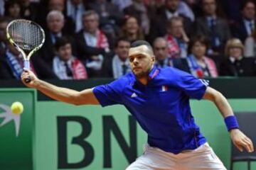 Jo-Wilfried Tsonga cayó por 6-1, 3-6, 6-3 y 6-2 ante Wawrinka en el inicio de la final.