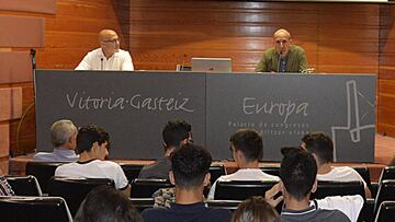 Héctor Martínez: 'Los medios somos la correa de transmisión entre deportistas y consumidores'