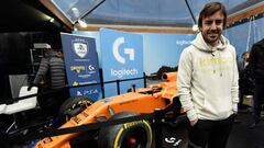 Fernando Alonso, durante su conferencia en el MWC 2018. 