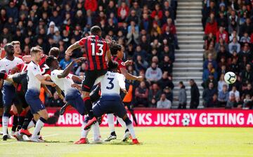 Bornemouth venció 1-0 a Tottenham por la fecha 37 de la Premier League. Jefferson Lerma y Davinson Sánchez fueron titulares y disputaron los 90 minutos. 