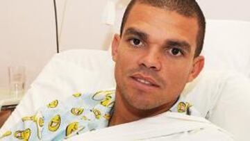 <b>OPTIMISTA TRAS LA OPERACIÓN. </b>Pepe, ayer en el hospital Orden Da Trinidade de Oporto tras la operación quirúrgica.