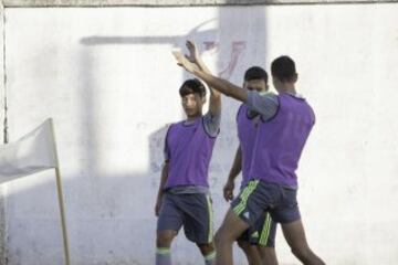 Debut del primer futbolista chino que ficha el Real Madrid