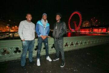 Los jugadores de los Indiana Pacers Lavoy Allen, Myles Turner y Rakeem Christmas de turismo por Londres. 