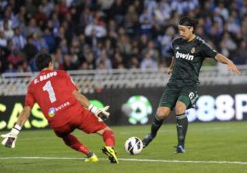 Gol de Khedira que marcó el 2-3 para el Real Madrid