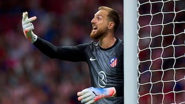 El portero esloveno lleva hasta el momento doce temporadas bajo los palos del Atlético de Madrid (2014-actualidad). En los 500 encuentros como rojiblanco ha permanecido imbatido 226 partidos y ha visto 12 tarjetas amarillas. Cuenta con una Supercopa de Europa, una Liga, una Europa League y una Supercopa de España.