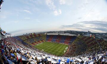 BARCELONA - REAL MADRID  CAMP NOU