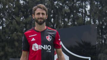 El refuerzo argentino ha sido operado la mañana de este jueves... sin siquiera haber debutado en la Liga MX. Se lesionó apenas comenzó a entrenar y finalmente entró al quirófano.