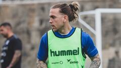 Álvaro Jiménez durante un entreno con el Tenerife