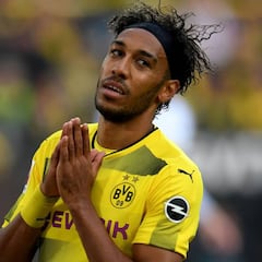 Wenger confirma que el Arsenal negocia por Aubameyang