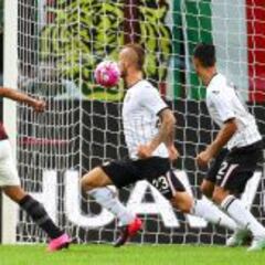 Carlos Bacca, el rey de los dobletes: suma 36 en su carrera