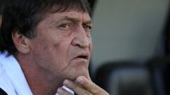 Falcioni no piensa moverse de la UC: "Quiero mi revancha"