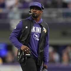 Brian Flores y otras opciones para Steelers tras renuncia de Mike Tomlin