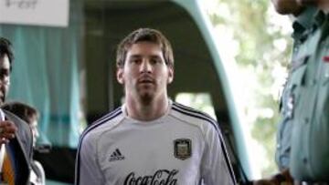 Argentina llega a Bangladesh liderada por Leo Messi