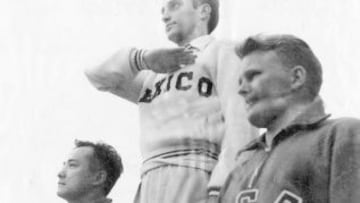 Joaquín Capilla es el máximo medallista olímpico en la historia del país. Se consagró en los Juegos Olímpicos de Melbourne 1956, donde se colgó dos preseas en clavados: un bronce en trampolín y oro en plataforma.