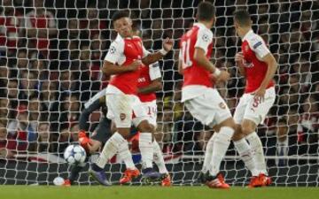 Felipe Pardo hizo gol y asistencia en el Emirates Stadium 