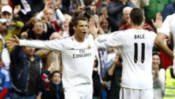 Cristiano celebra uno de sus goles a la Real.