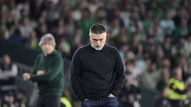 García Pimienta: “El 2-1 condicionó mucho la segunda mitad”