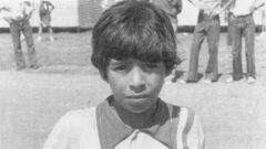 Diego Armando Maradona nació el 30 de octubre de 1960, en la provincia de Lanús, Argentina.