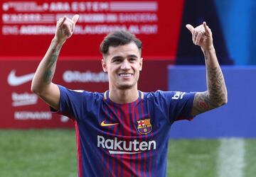 Tras convertirse en el jugador referencia del Liverpool en enero de 2018 se convirtió en el fichaje más caro del fútbol español tras pagar el Barça 120 millones de euros.