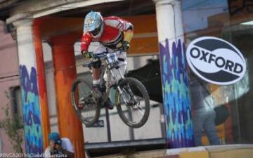 Rider: Andrea Kukulis | Valparaíso Cerro Abajo 2013
