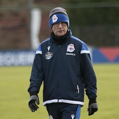 Fernando Vázquez: "El equipo ha ganado en autoestima"