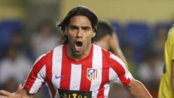 El Chelsea da 15 millones más Torres por Falcao