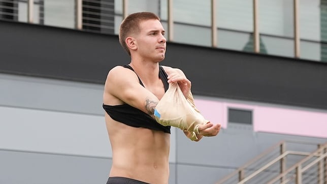 Mastantuono vuelve a España por una sobrecarga