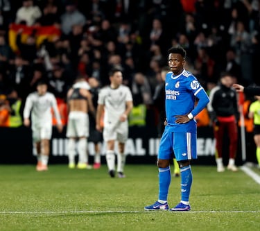 El 14 de enero de este año, Arbeloa debutó en el banquillo del Real Madrid, relevando a Xabi Alonso, en el partido de octavos de Copa ante el Albacete, equipo de segunda división. En la ciudad manchega, el Real Madrid pudo empatar 2 veces los goles de los manchegos, pero en el 93, Jefté anotó el definitivo 3-2 que le dio el pase a cuartos de final al cuadro albaceteño eliminando al "todopoderoso" equipo madridista.