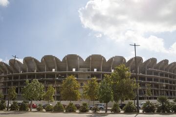 En este estado se encuentra actualmente el Nuevo Mestalla. El club valencianista iniciará trámites burocráticos para reanudar las obras, paralizadas desde 2009.