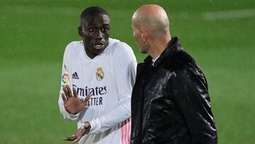 Mendy, con Zidane.