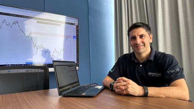 “En Colo Colo gané dos títulos e hice muchos amigos... Hoy estoy lejos del fútbol y dedicado al mercado de valores”