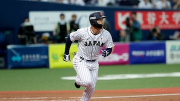 OSAKA, JAPAN - MARCH 10: Outfielder Masataka Yoshida #34 of Japan  hits a grand slam to make it 0-4 in the bottom of the 1st inning during the game two between Japan and Mexico at Kyocera Dome Osaka on March 10, 2019 in Osaka, Japan. (Photo by Kiyoshi Ota/Getty Images)