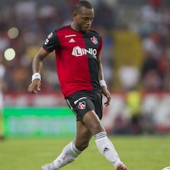 Atlas amarra dos refuerzos y se va Leiton Jiménez