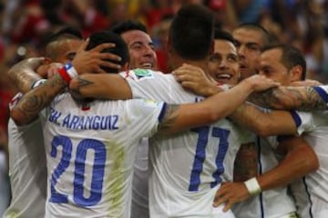 Con goles de Eduardo Vargas y Charles Aránguiz, la Roja derrotó a España en el Maracaná, el 18 de junio del 2014.