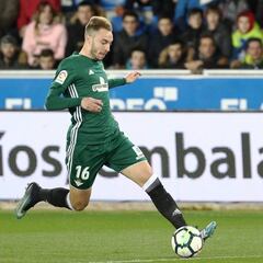 Resumen Alavés 1 - Betis 3: Loren se hace 'glorioso'