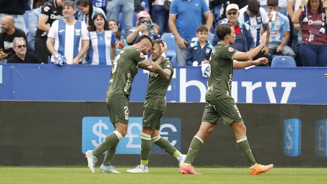 Los fichajes de Pardo ya mojan