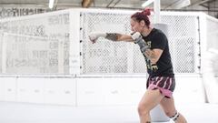 Cris Cyborg no descarta ser boxeadora pese a renovar