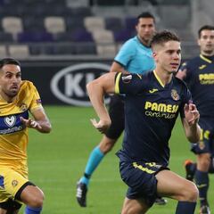 El Villarreal aplaza su pase con una defensa argentina de luto