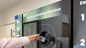 Llegan las máquinas expendedoras ‘inversas’: recibes 23 céntimos por lata