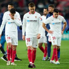 Aprobados y suspensos del Sevilla: Una luz aún insuficiente