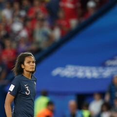 France rocked by retirement of captain Wendie Renard before Women’s World Cup